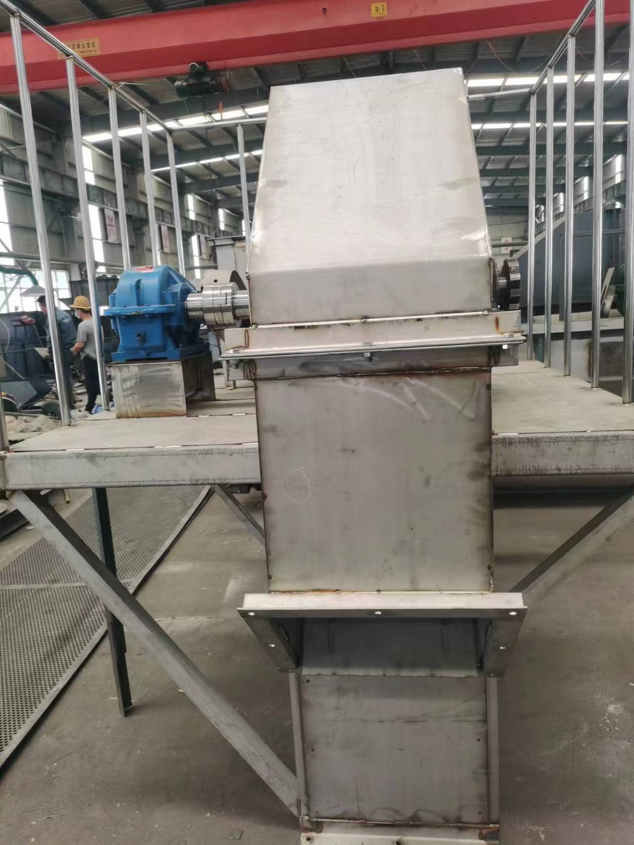 Z型提升機(jī)如何防止鏈條脫齒？ (提升機(jī)使用視頻)
